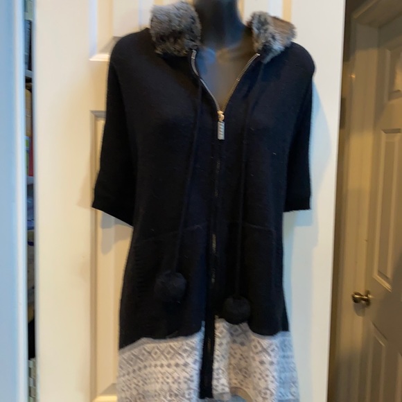 BCBG Maxazria long tunic sweater with faux fur hood - Picture 1 of 7